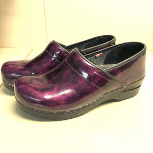 Sanita clogs
